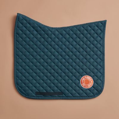 HERMES 格安⭐️⭐️⭐️ 乗馬の子供と馬の刺繍枕　箱付 HERMES 格安 乗馬の子供と馬の刺繍枕 箱付 HERMES